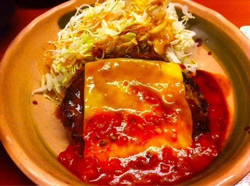 東京・中野の「Sガスト」で期間限定の「チーズ＆サルサハンバーグ定食」を食す！