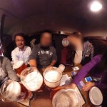集合写真を撮る時、横に並んだり中腰にならなくても良いカメラ「RICOH THETA」