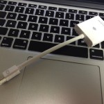 アップル純正品のほぼ半額のVGAアダプタ買ってみた。画質も相性も問題なし！