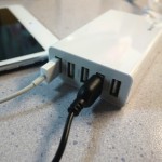 5つのガジェットを1つのコンセントで同時に充電できるAnker 5ポート USB急速充電器