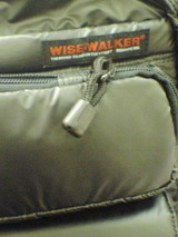ノーマディック(NOMADIC)の「街歩き専用」バッグ、WISE-WALKER
