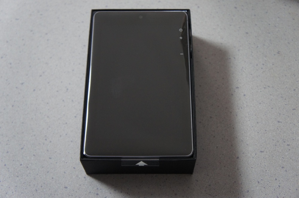 Nexus 7の本体