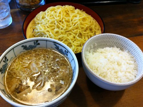 東京•秋葉原にある「威風」で「肉つけ麺」を食す！