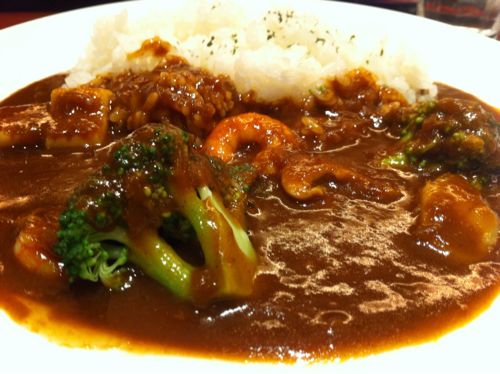 東京・渋谷にある「麻布茶房 渋谷東急プラザ店」で「シーフードカレー」を食す！