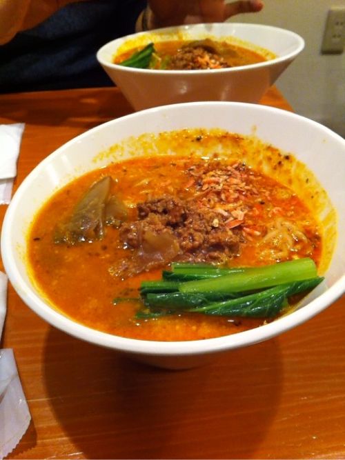 干しエビ風味！東京・中野にある「担々麺　ほおずき」で「担々麺」を食す！