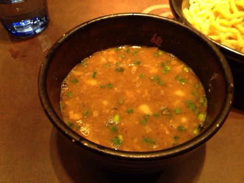 濃厚つけだれ！東京・秋葉原にある「麺屋武蔵　武仁」で「つけ麺」を食す！