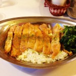 ニンニクが効いてる！ 東京・中野にある「ハヤシ屋中野荘」で「スタミナチキンソテー丼＋ほうれん草」を食す！