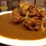 秋葉原のマンモスカレーで「マンモス1kg唐揚げカレー」を食す！