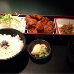 唐揚げがでかい！ 秋葉原の海峡で若鶏の唐揚げランチを食す！