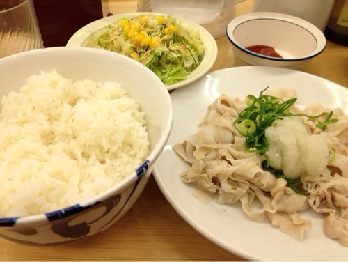 松屋でお好み豚しゃぶ定食を食す！気になるカロリーは？