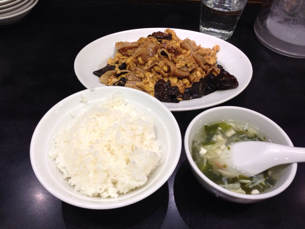 豚肉きくらげ卵炒めを万豚記（ワンツーチー）ヨドバシAkiba店で食す！