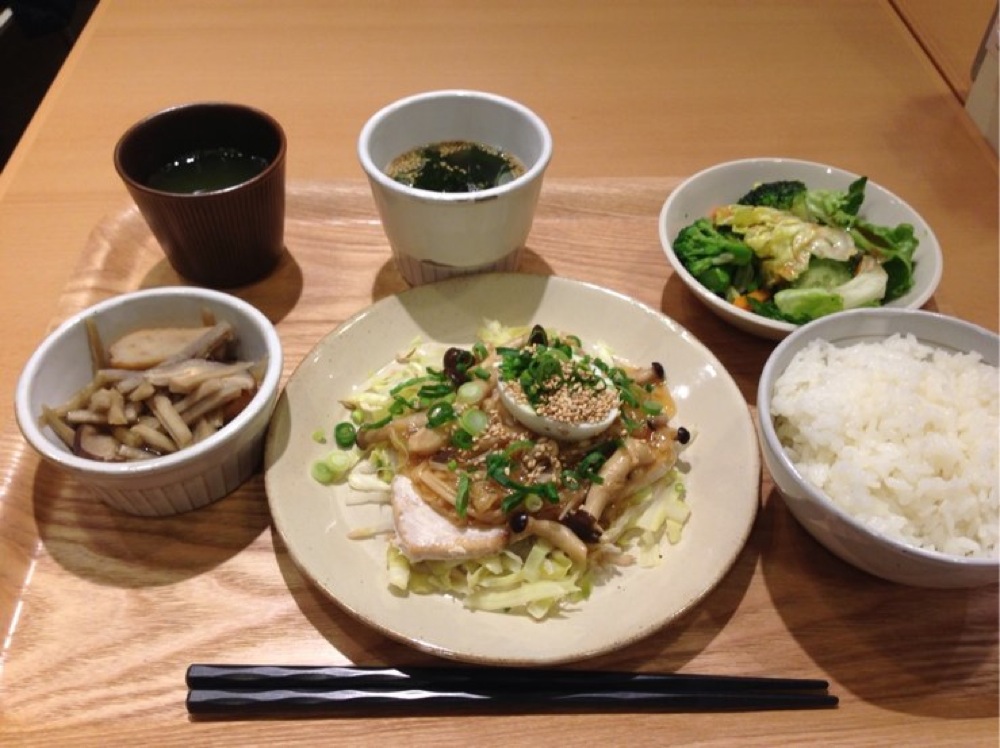 超人気の丸の内タニタ食堂に行ってきたぞ！写真付きレポート